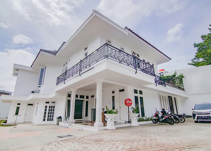 OYO 90342 Kemang Garden Hotel Jakarta